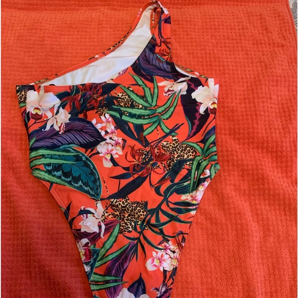 Missguided
Women's Swimsuit With Cut Out Detail, size 10 - Picture 2 of 4